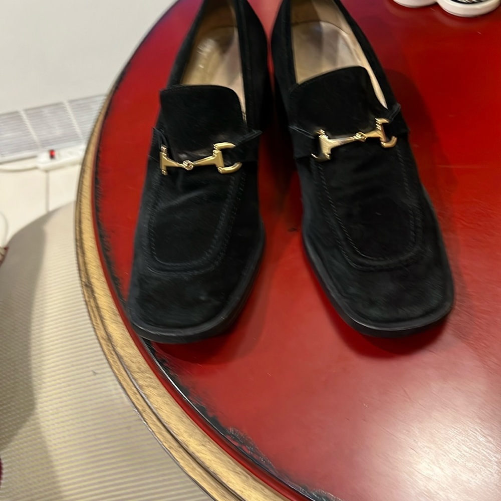 Vintage 2 inch heel black suede 9B